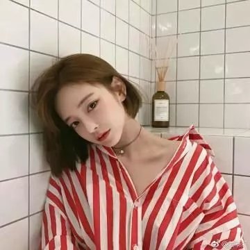 赛马女孩